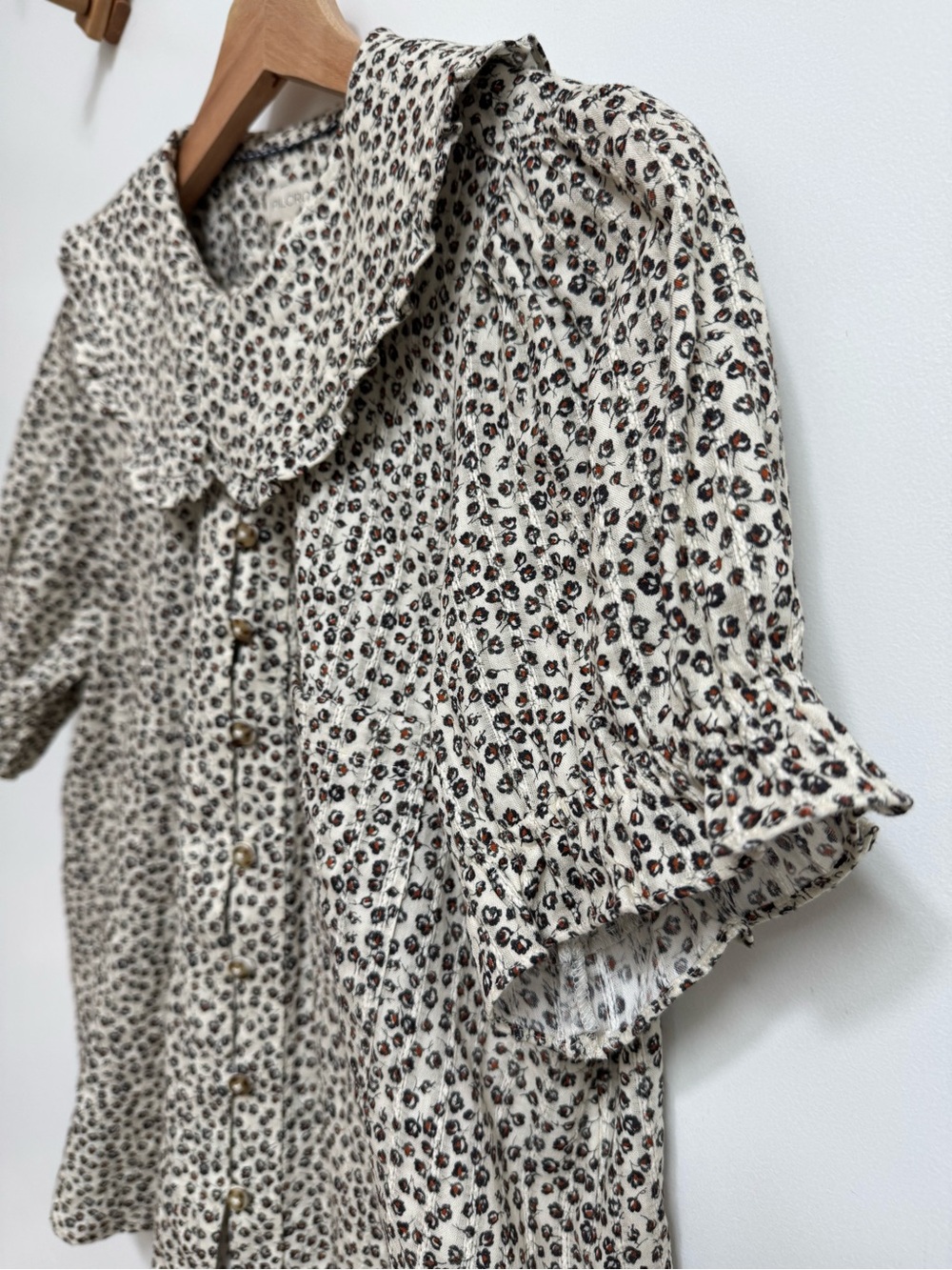 Pilcro Anthropologie Keira Collared Button Front Blouse Top Women Small Floral - Picture 4 of 13